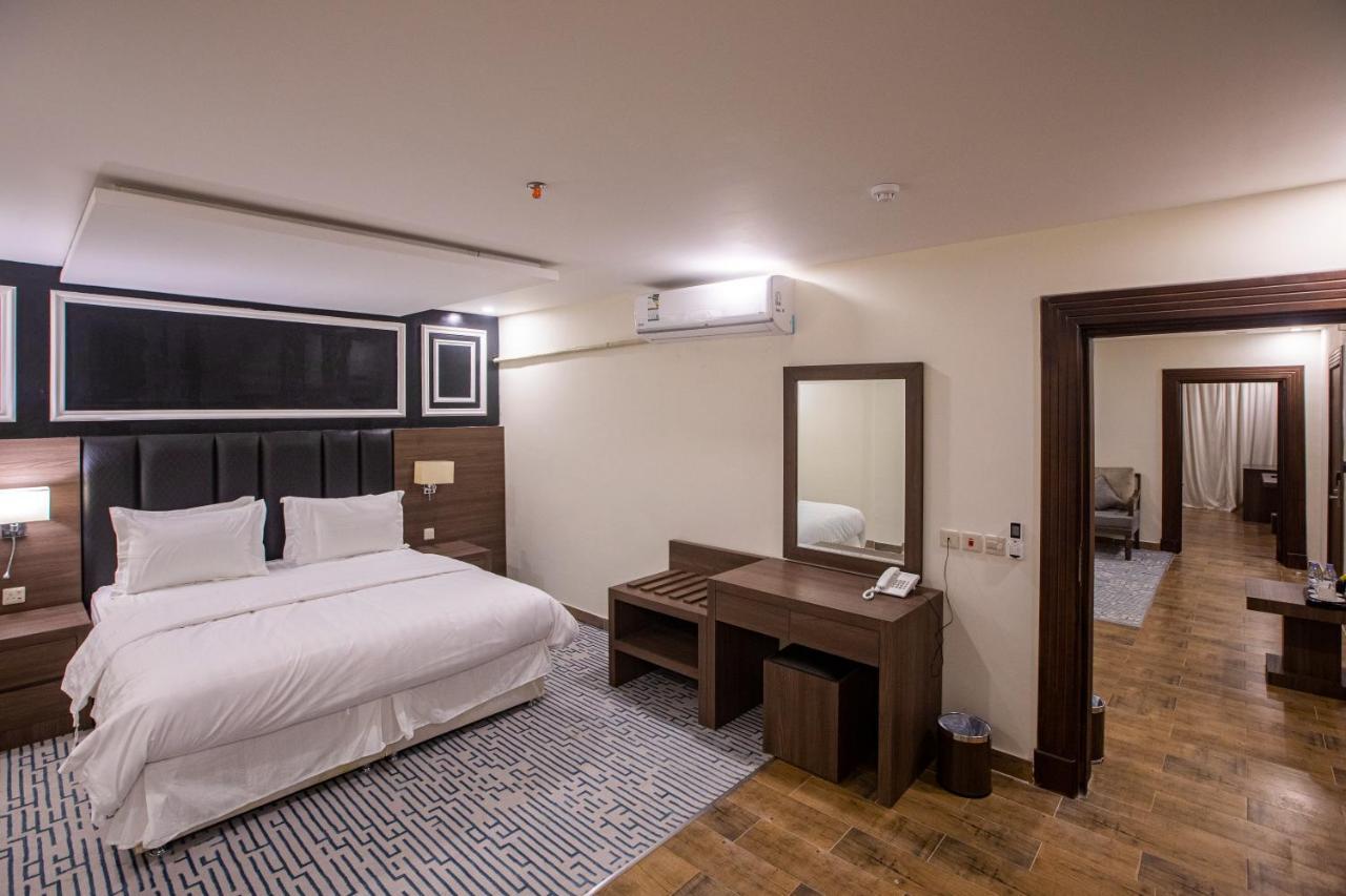 Olive Tree Hotel Tabuk Eksteriør billede