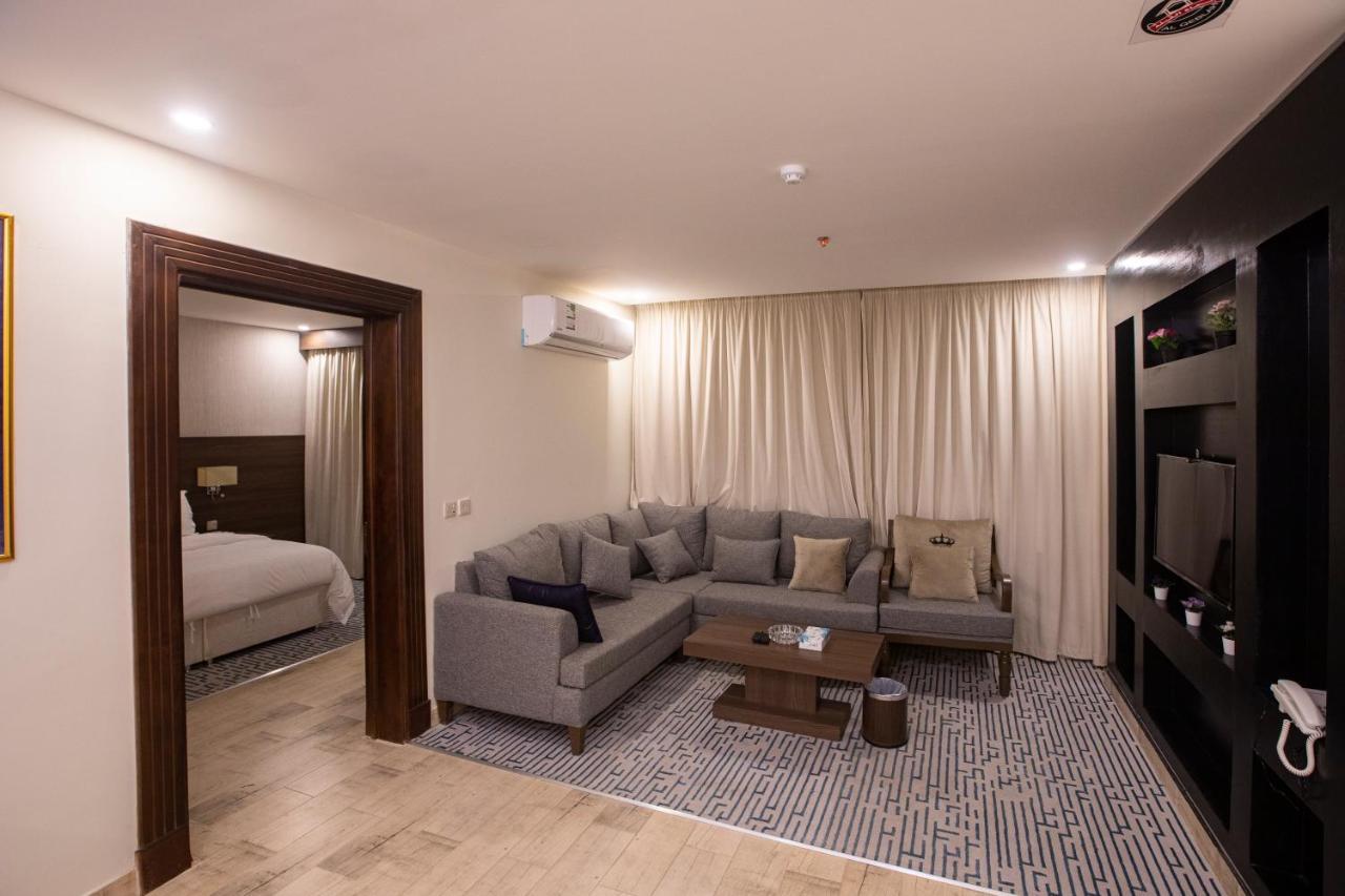 Olive Tree Hotel Tabuk Eksteriør billede